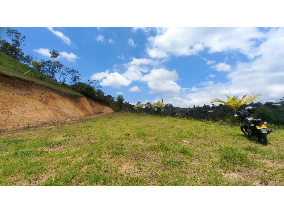 Venta de lotes sobre la vía hacia Guatapé en Marinilla, Antioquia — foto 6