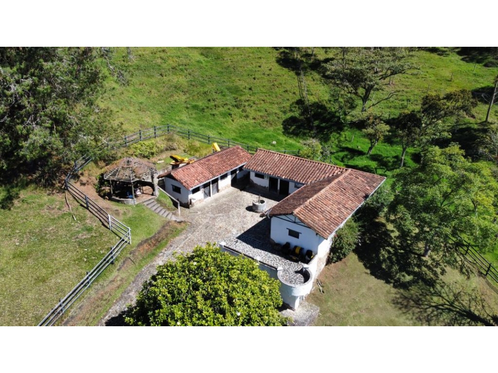 Venta de finca caballista en La Ceja Antioquia — foto 2