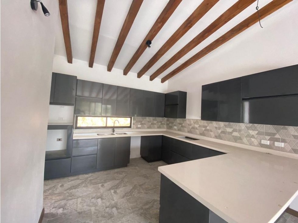 Venta de finca en El Carmen de Viboral — foto 4