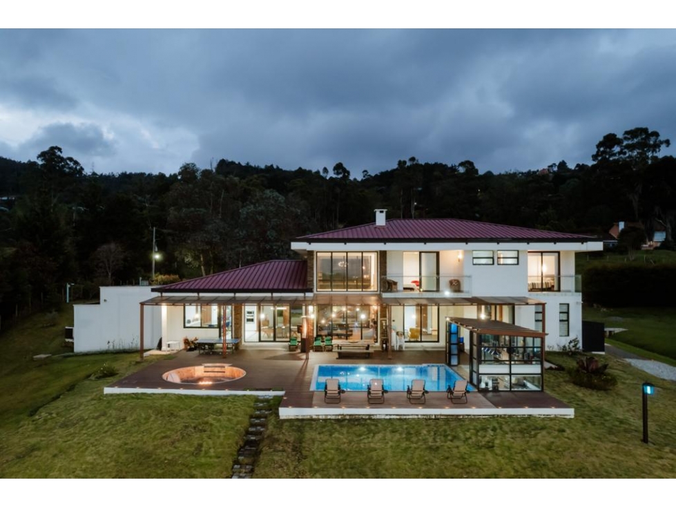 Venta de casa finca variante Aeropuerto Guarne