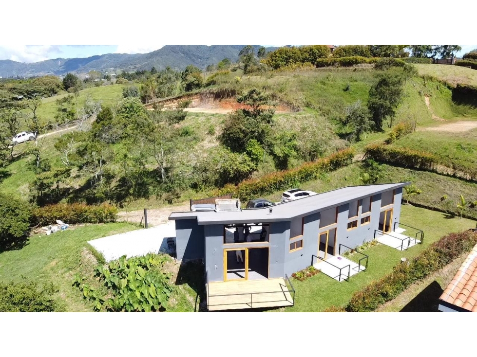 Venta de casa campestre en el Carmen de Viboral Vereda Samaria — foto 3