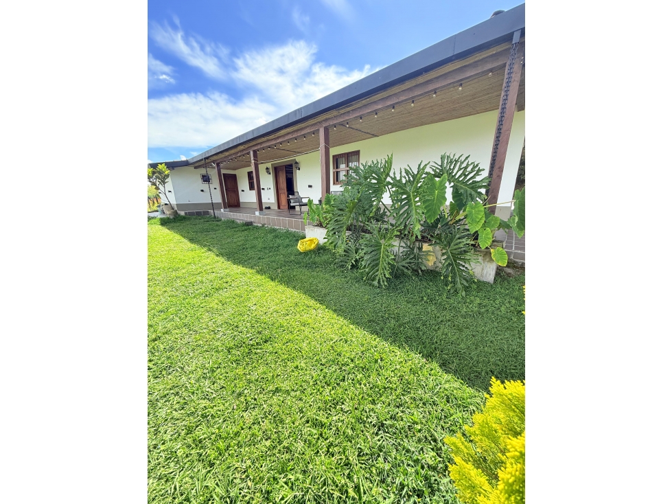 Venta de Finca Campestre con Vista Panorámica en El Carmen de Viboral — foto 3