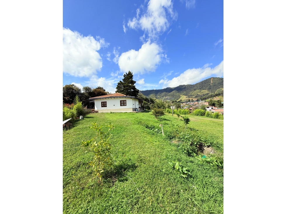 Venta de Finca Campestre con Vista Panorámica en El Carmen de Viboral — foto 4