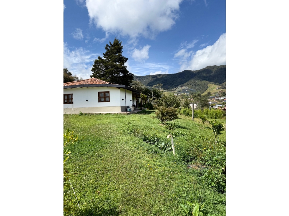 Venta de Finca Campestre con Vista Panorámica en El Carmen de Viboral — foto 5