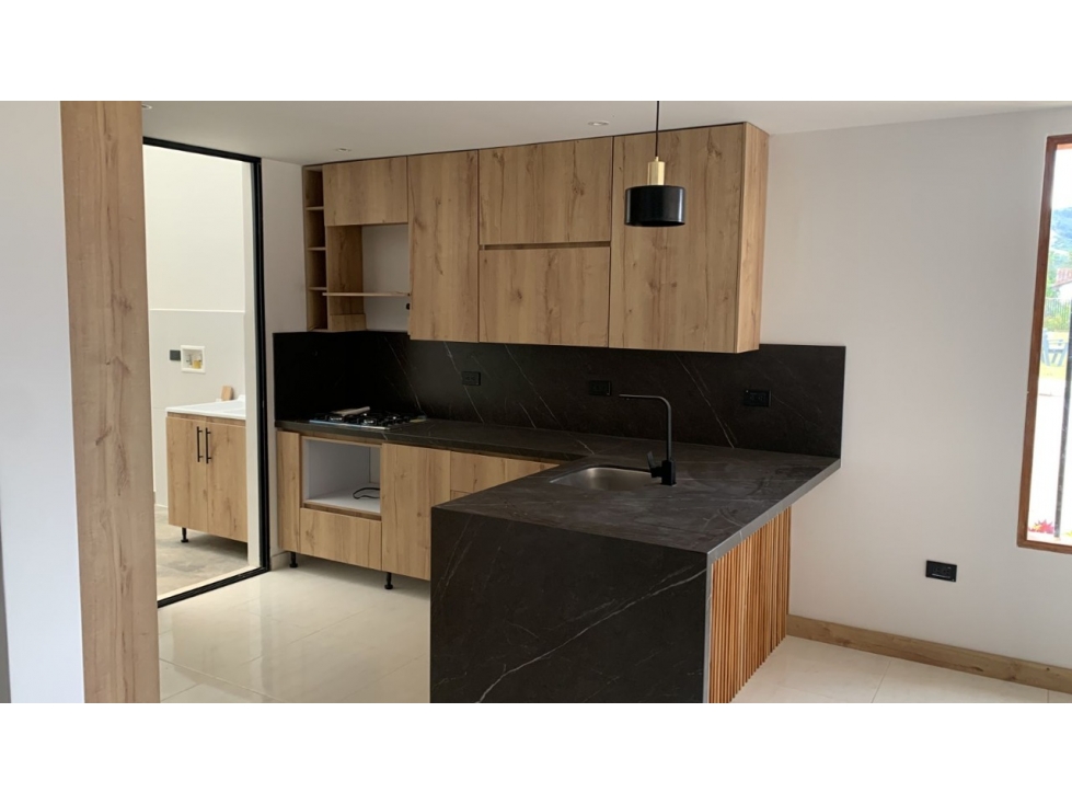 Venta de casa en exclusiva zona de La Ceja, Antioquia — foto 4