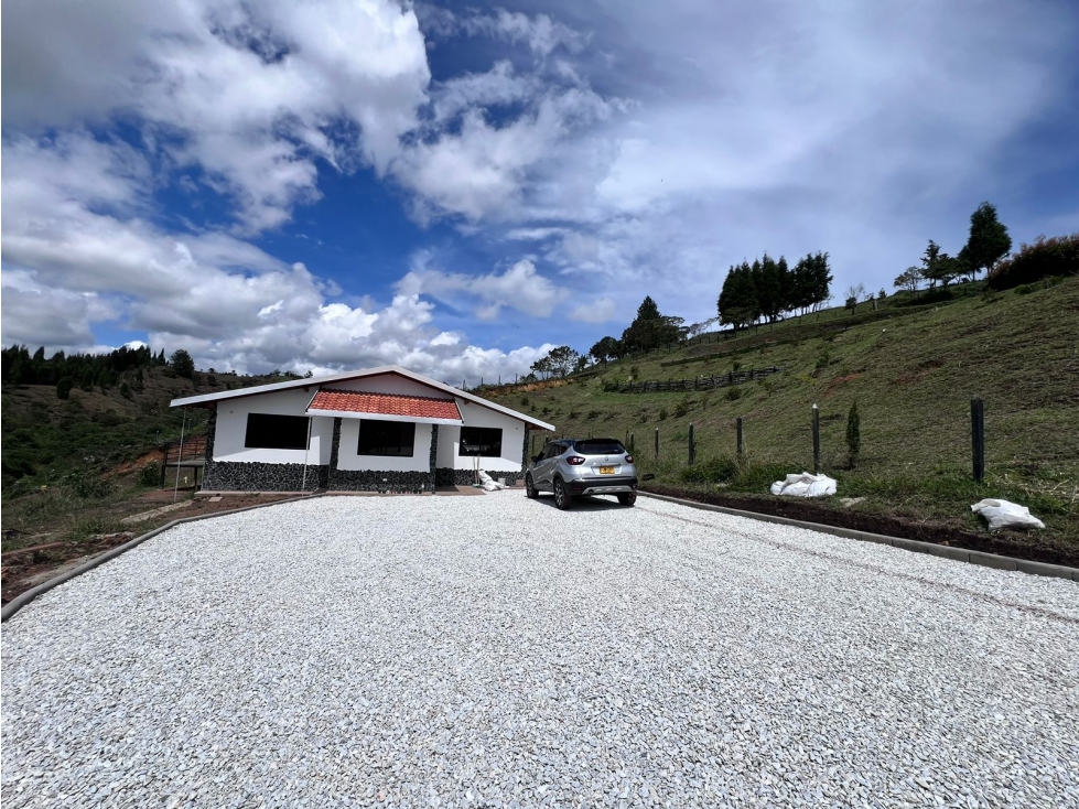 Venta de casa finca en Guarne Antioquia