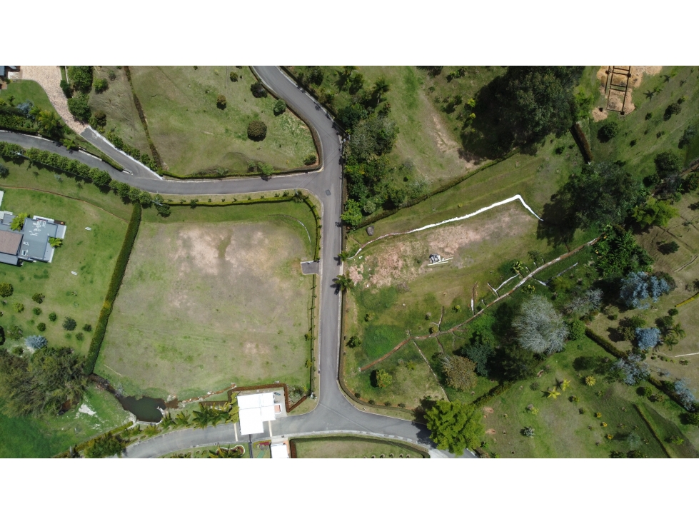 Venta de lote en parcelación de San Antonio de Pereira — foto 2