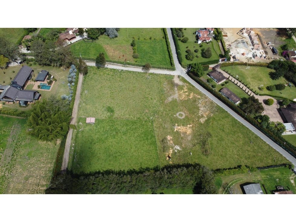 Venta de lotes en Rionegro Antioquia sector Llano Grande — foto 2