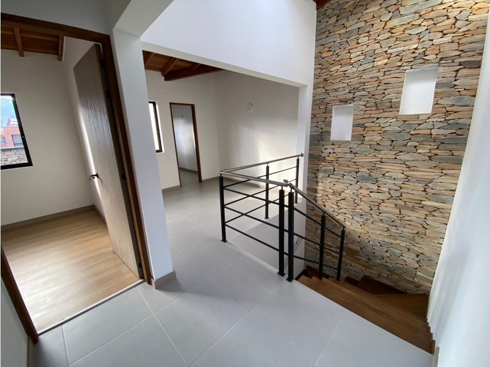 Venta de casa en La Ceja, Antioquia — foto 4