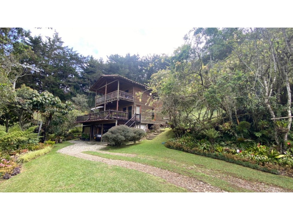Venta de casa finca en el Retiro Antioquia