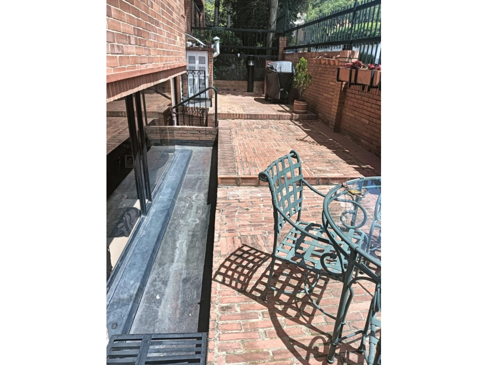APARTAMENTO CON AMPLIOS ESPACIOS EN PRIMER PISO CON TERRAZA — foto 5
