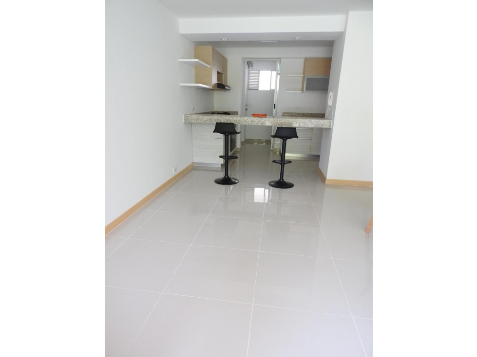 APARTAMENTO AMOBLADO CON VISTA A ZONA VERDE