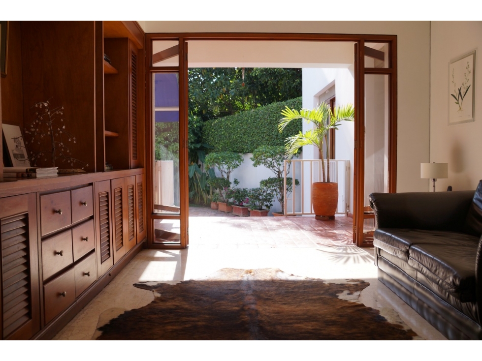 CASA AMPLIA, INDEPENDIENTE Y BIEN SITUADA EN EL SUR DE CALI — foto 3