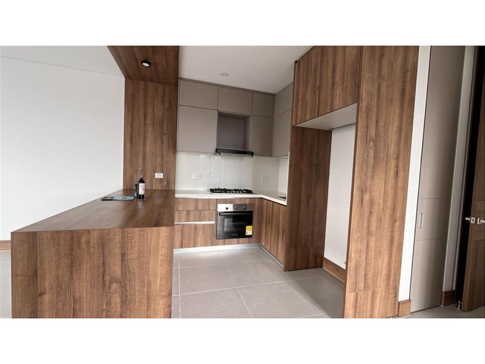 APARTAMENTO CON VISTA AL VALLE Y A LOS FARALLONES — foto 4