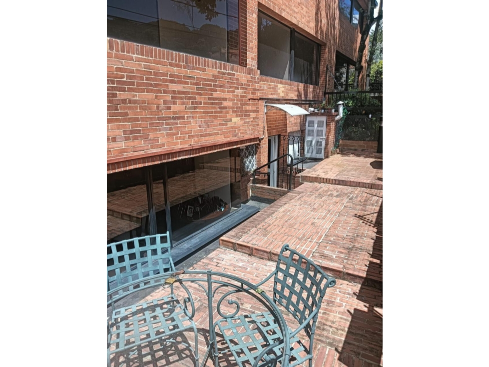 APARTAMENTO CON AMPLIOS ESPACIOS EN PRIMER PISO CON TERRAZA — foto 6