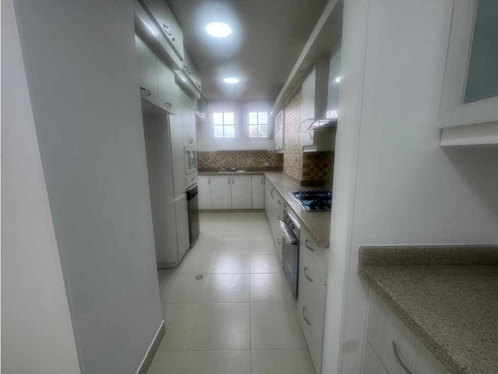APARTAMENTO EN VENTA CON VISTA AL HUMEDAL — foto 2