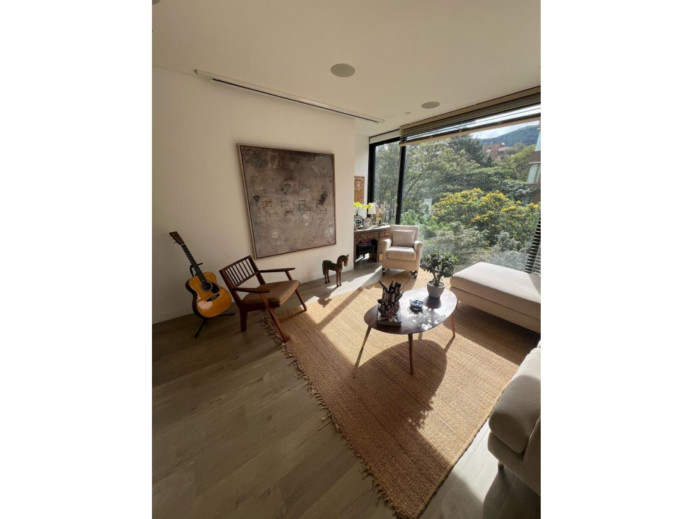 APARTAMENTO MODERNO E ILUMINADO EN BOGOTA