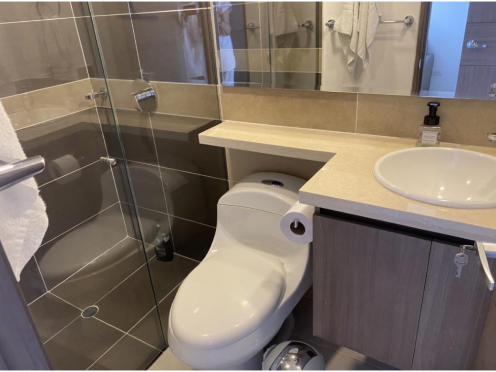APARTAMENTO CON BUENOS ESPACIOS — foto 2