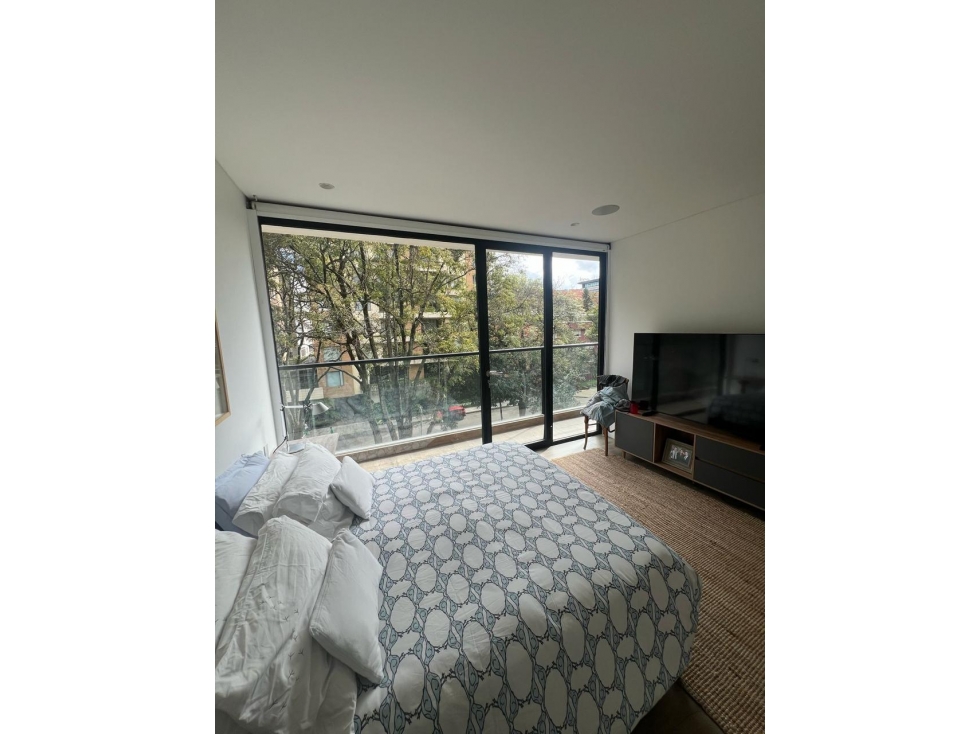 APARTAMENTO MODERNO E ILUMINADO EN BOGOTA — foto 2