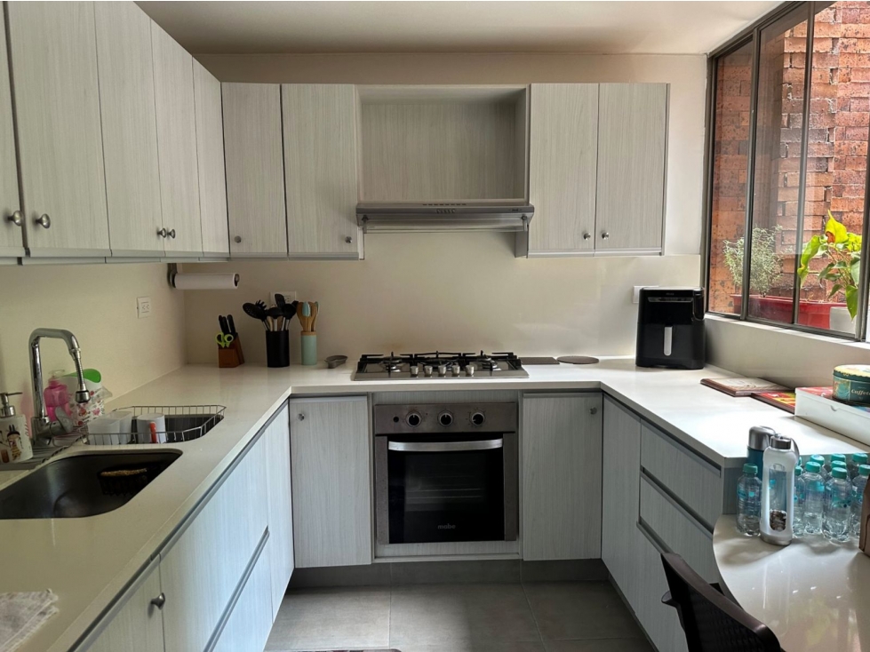 APARTAMENTO AMPLIO EN EL OESTE DE CALI — foto 4