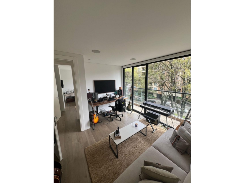 APARTAMENTO MODERNO E ILUMINADO EN BOGOTA — foto 3