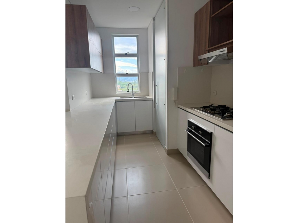 APARTAMENTO CON VISTA A LOS FARALLONES Y LA CIUDAD — foto 6
