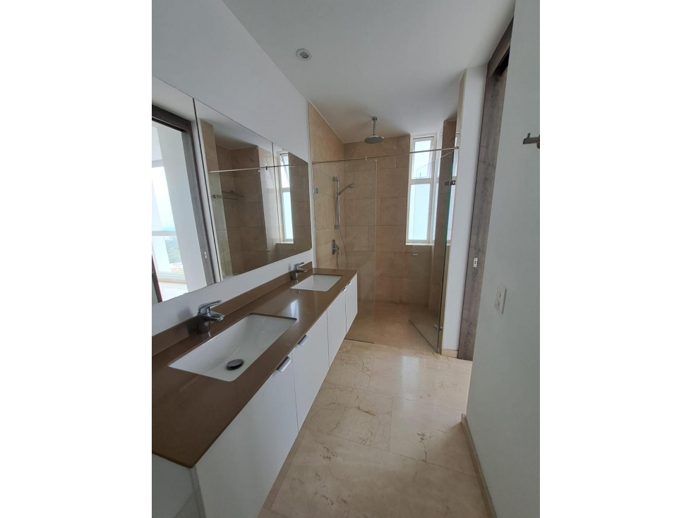 MODERNO APARTAMENTO CON VISTA A LOS FARALLONES — foto 4
