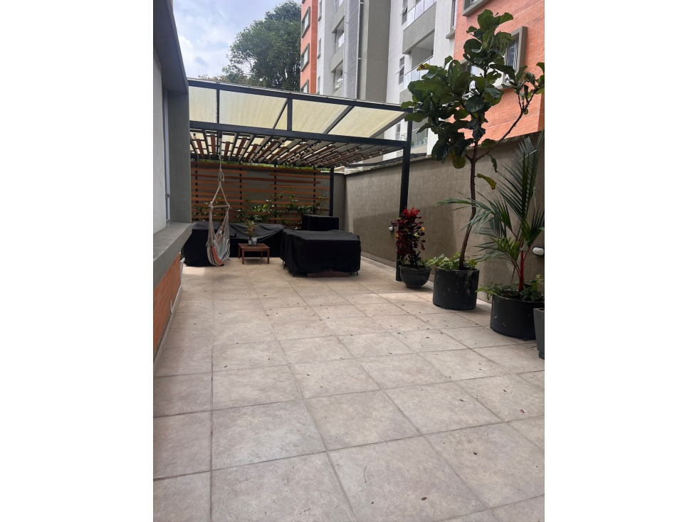APARTAMENTO EN PRIMER PISO CON TERRAZA — foto 4