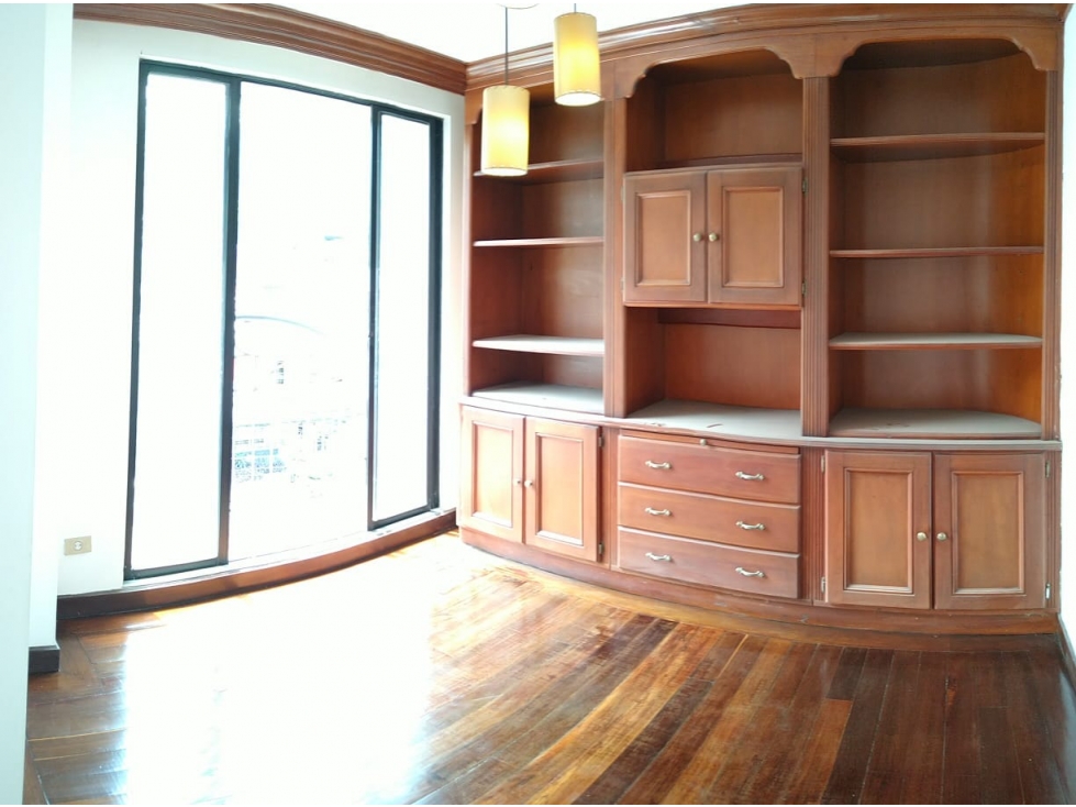APARTAMENTO EN SANTA RITA CON BUENOS ESPACIOS