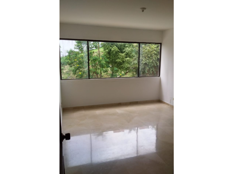 APARTAMENTO AMPLIO ILUMINADO Y CON VARIOS AMBIENTES — foto 5