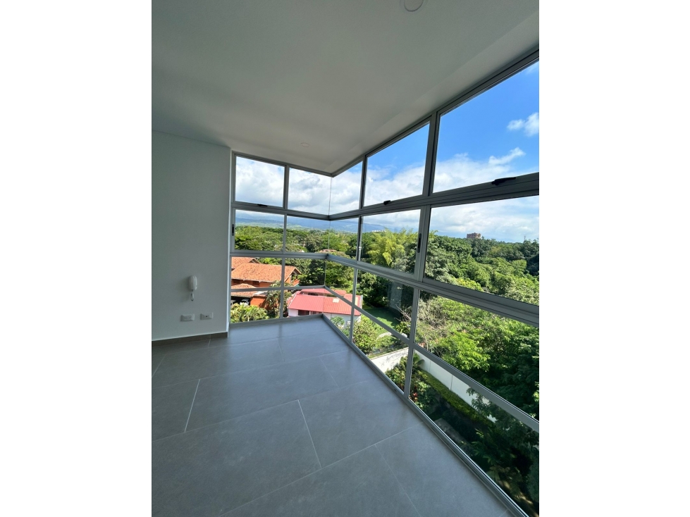 APARTAMENTO CON VISTA A PANCE, LOS FARALLONES Y LA CIUDAD