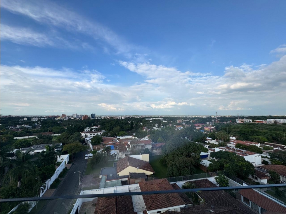 APARTAMENTO CON VISTA A LA CIUDAD — foto 2