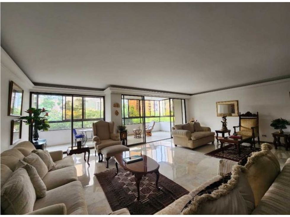 APARTAMENTO AMPLIO CON VISTA AL RIO — foto 2