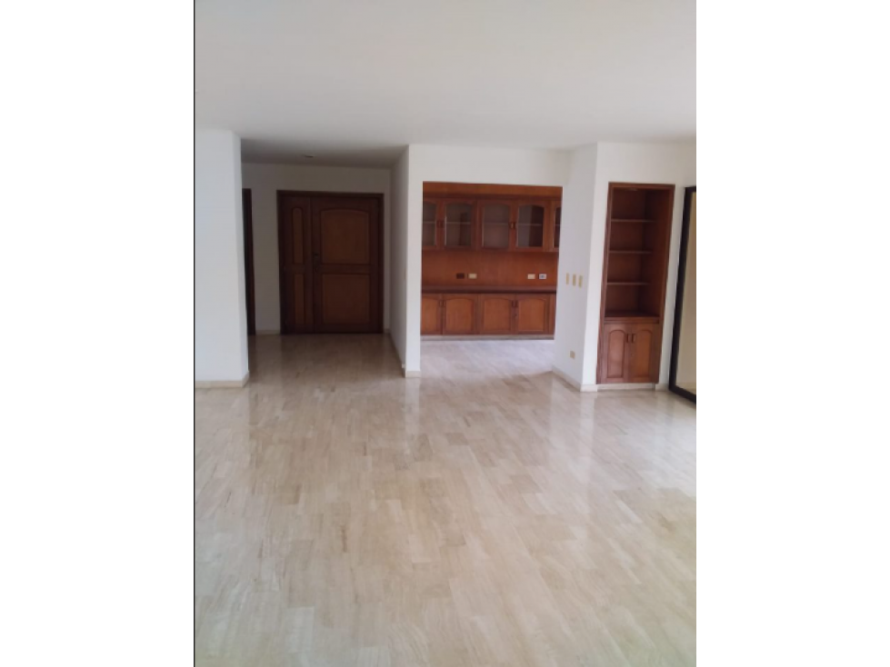 APARTAMENTO AMPLIO ILUMINADO Y CON VARIOS AMBIENTES — foto 6