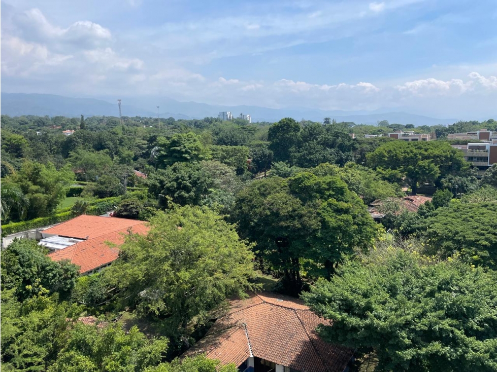APARTAMENTO MODERNO CON VISTA A LA CIUDAD Y LOS FARALLONES