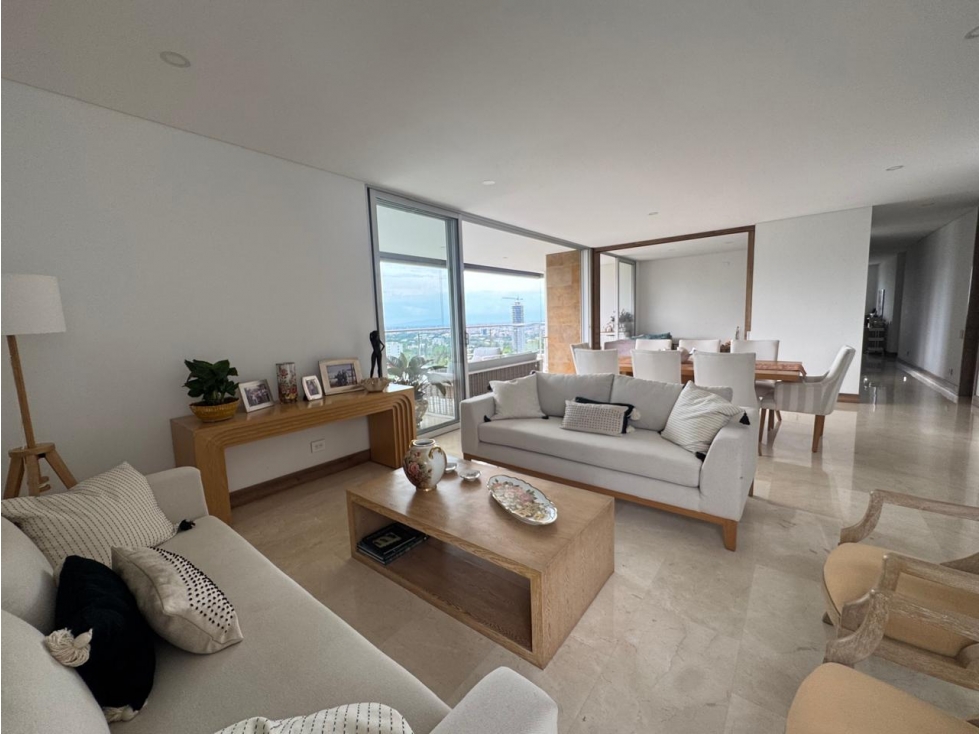 APARTAMENTO MODERNO CON VISTA A LA CIUDAD Y A LOS FARALLONES — foto 6