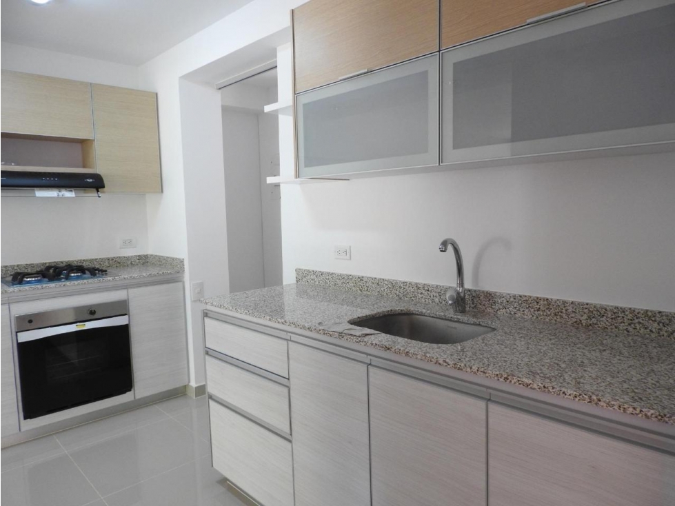 APARTAMENTO AMOBLADO CON VISTA A ZONA VERDE — foto 6