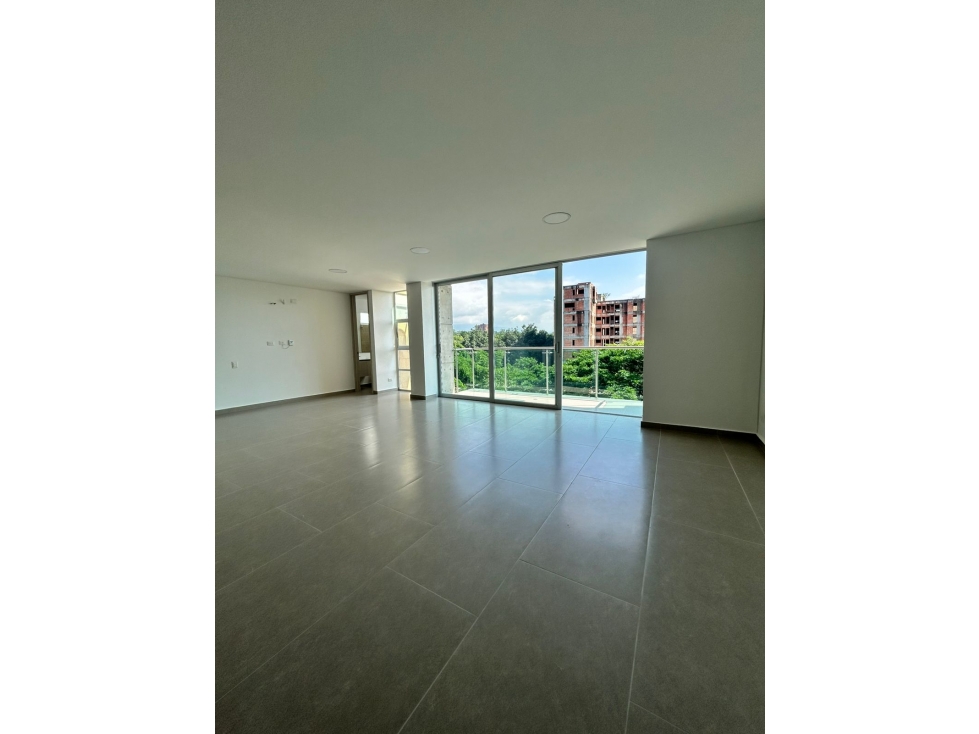 APARTAMENTO CON VISTA A PANCE, LOS FARALLONES Y LA CIUDAD — foto 2