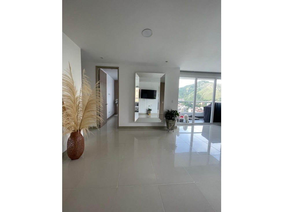 APARTAMENTO EN VENTA EN EL OESTE CON VISTA A LA MONTAÑA