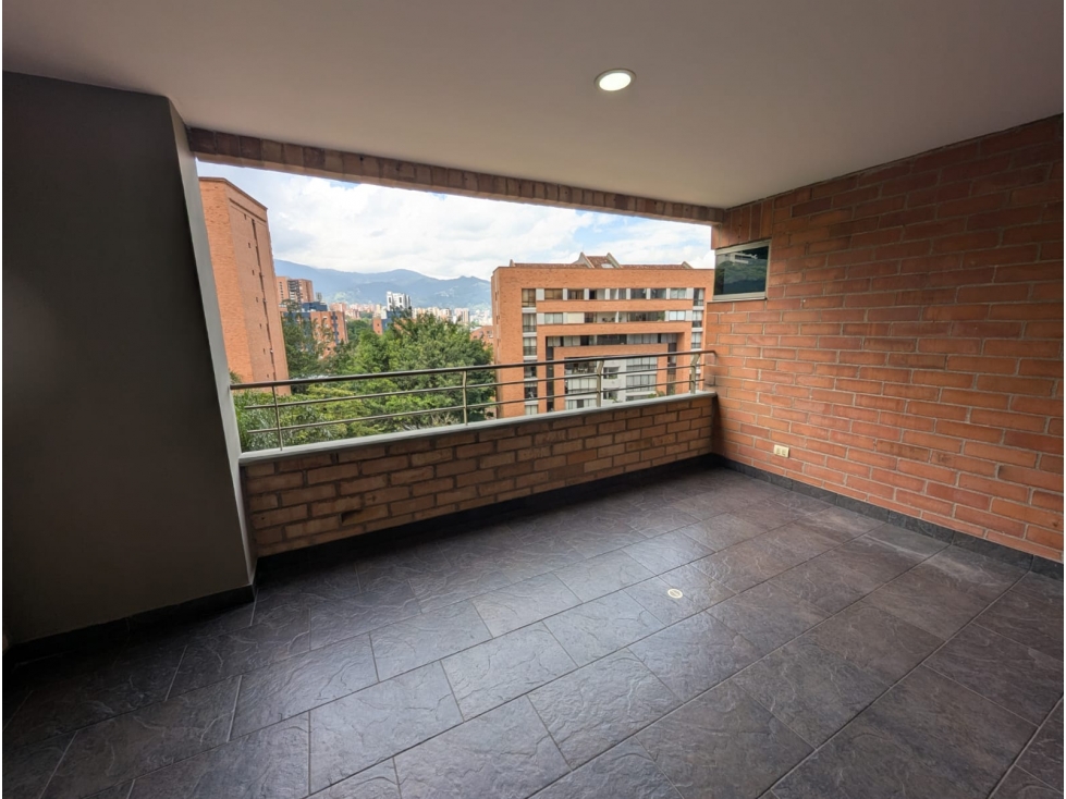 Apartamento en Venta San Lucas, Poblado Medellin — foto 2