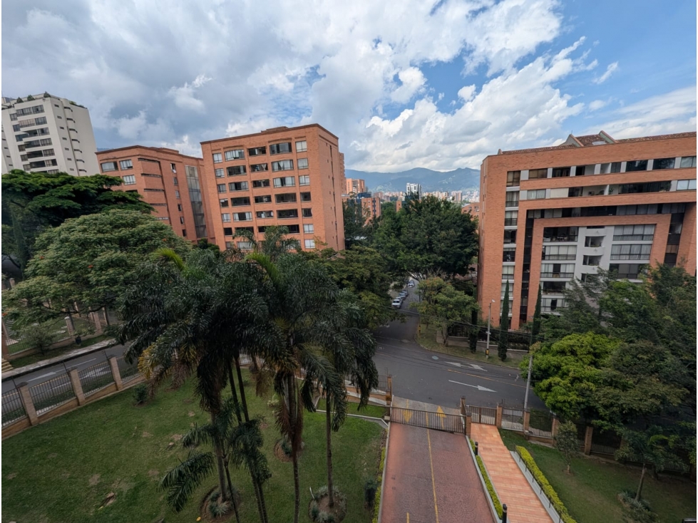 Apartamento en Venta San Lucas, Poblado Medellin — foto 3