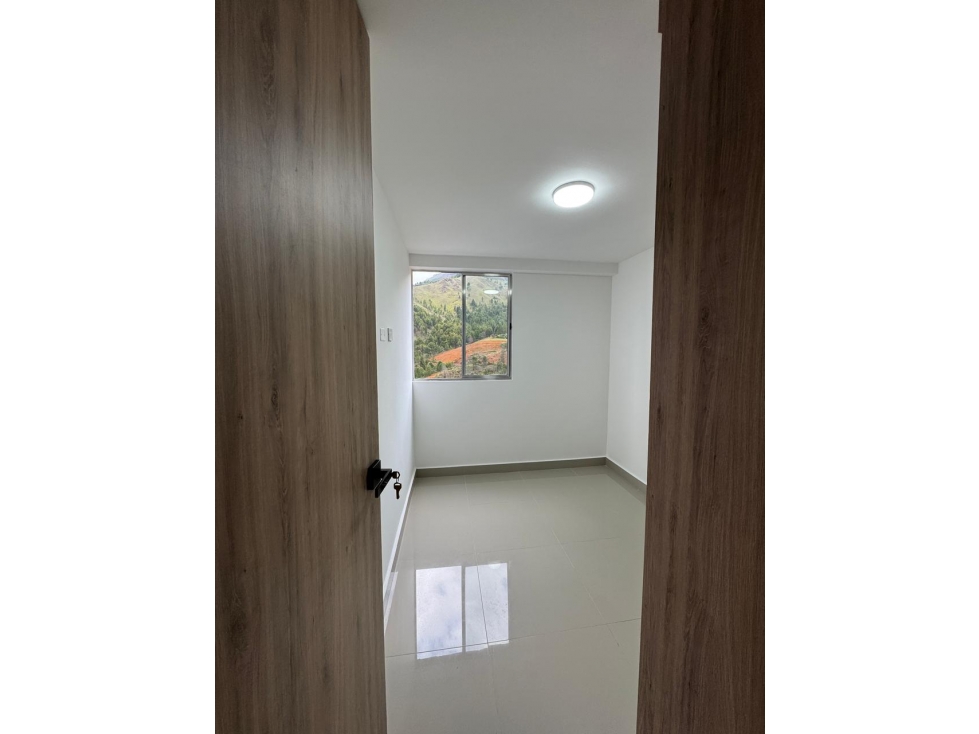 Apartamento En Venta Entre Bosques Niquia — foto 5