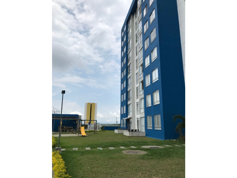 SE VENDE HERMOSO APARTAMENTO EN LA VIA CONDINA AMOBLADO O SIN AMOBLAR — foto 2