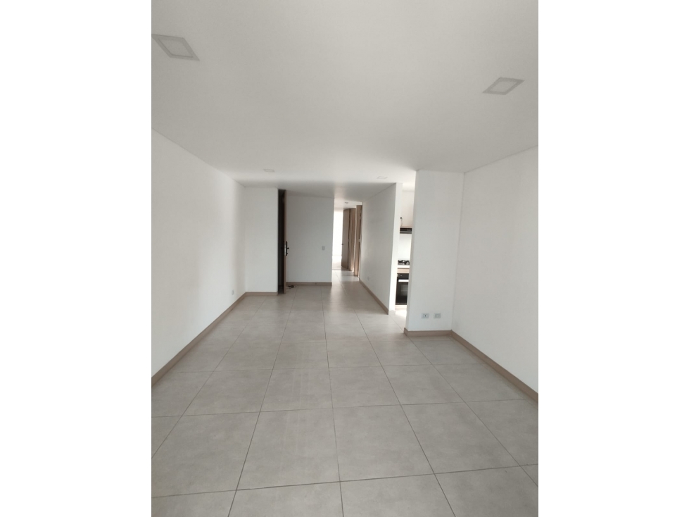 SE RENTA HERMOSO APARTAMENTO EN LOS ALPES