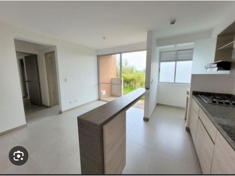 SE VENDE HERMOSO APARTAMENTO EN CERRITOS RESERVADO — foto 2