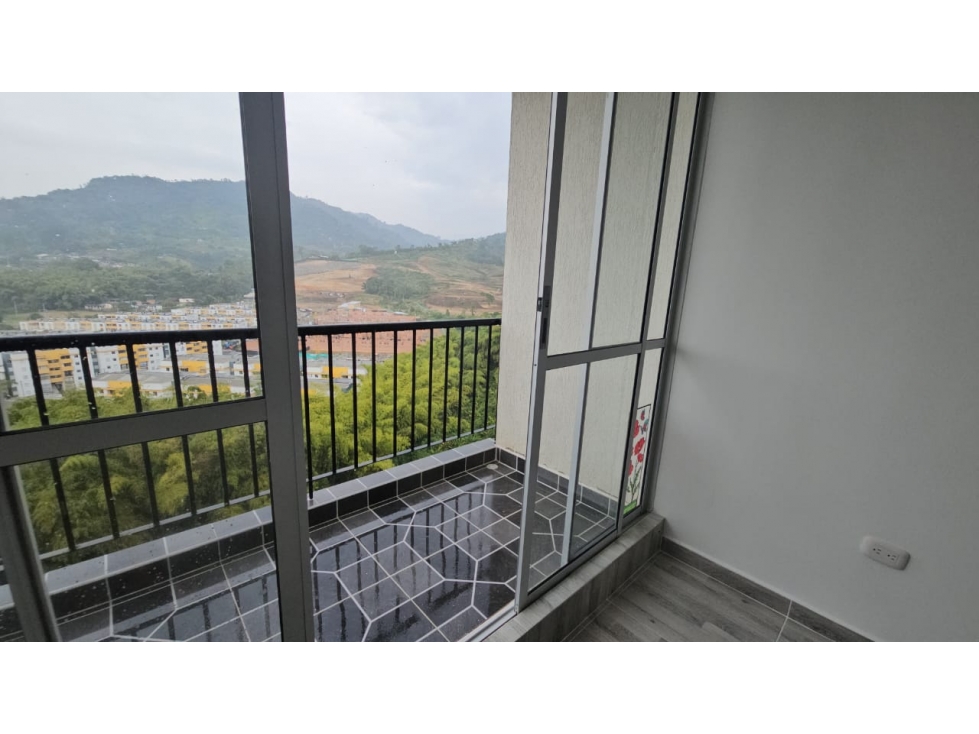 SE VENDE ESPECTACULAR APARTAMENTO EN CENTRAL PARK — foto 2