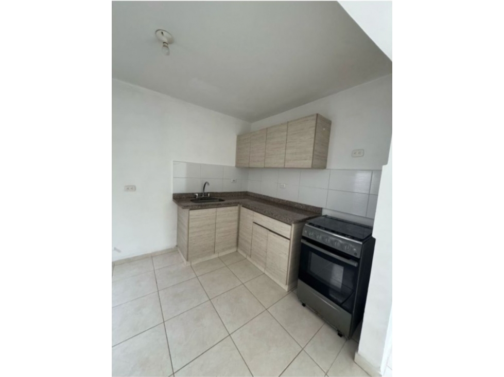 SE VENDE APARTAMENTO EN VILLA NOVA