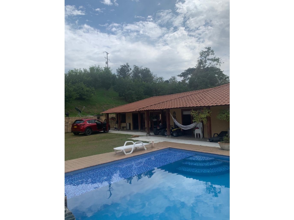 SE VENDE ESPECTACULAR CASA CAMPESTRE EN VITERBO - 4