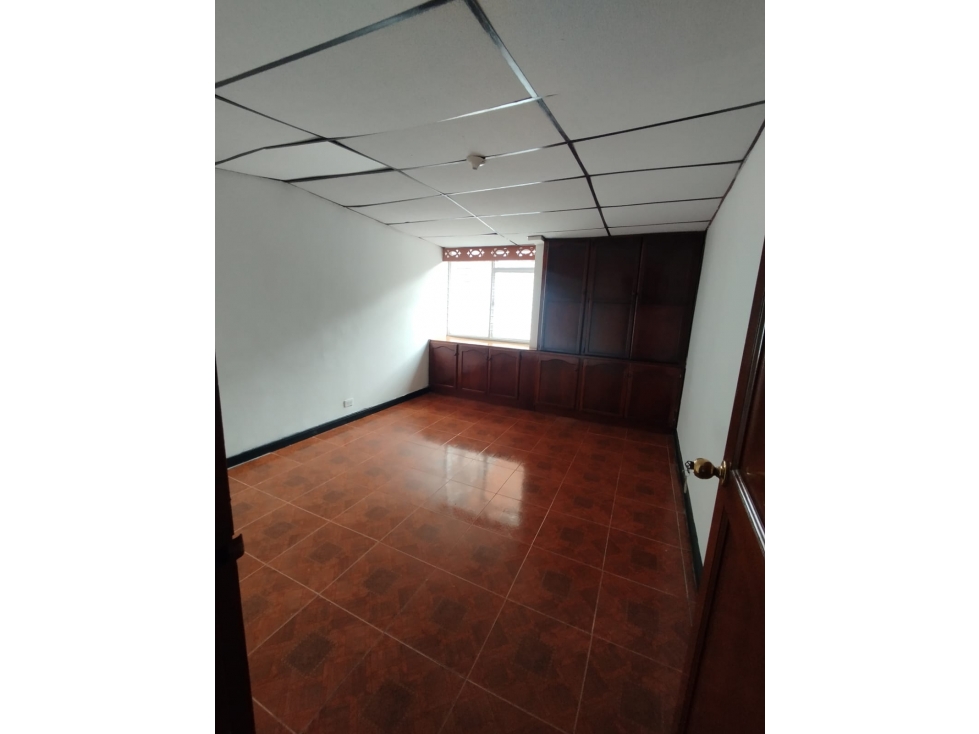 SE RENTA CASA COMERCIAL EN MARAYA - 4