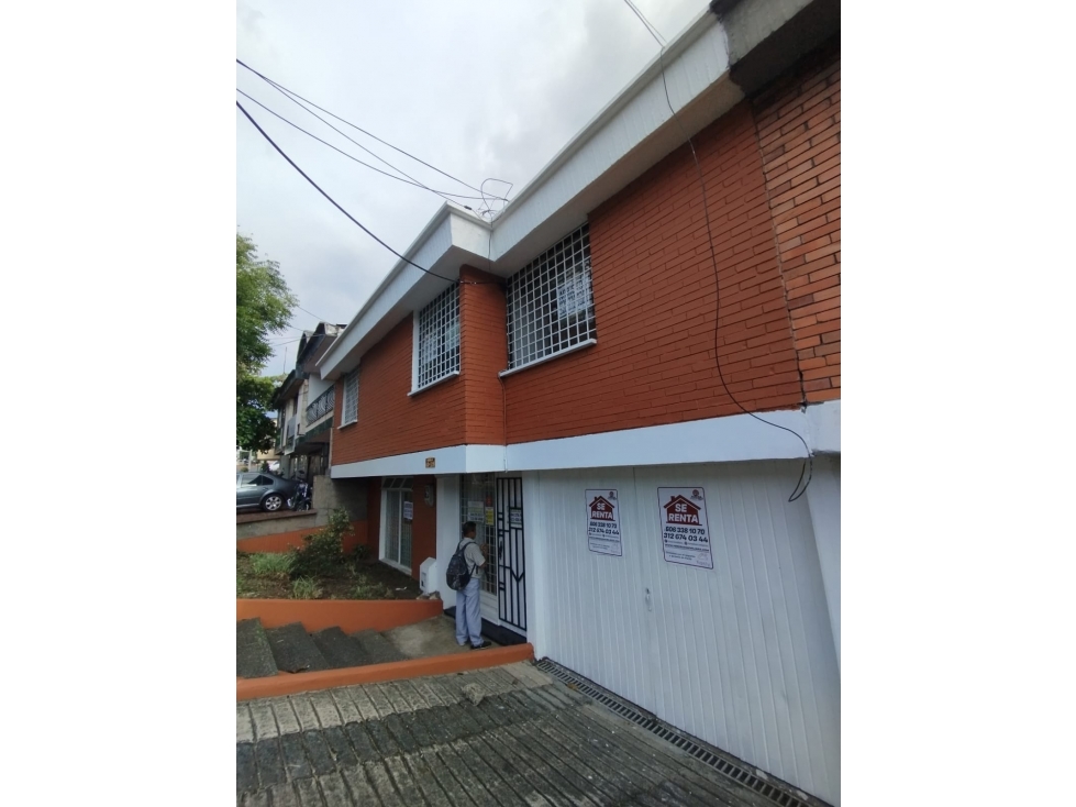 SE RENTA CASA COMERCIAL EN MARAYA - 1